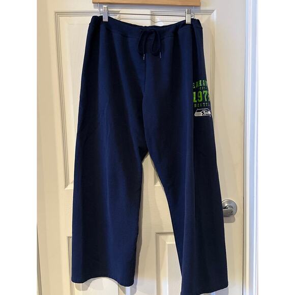 Women’s Seahawks Wideleg cropped sweatpants XL - Picture 1 of 4